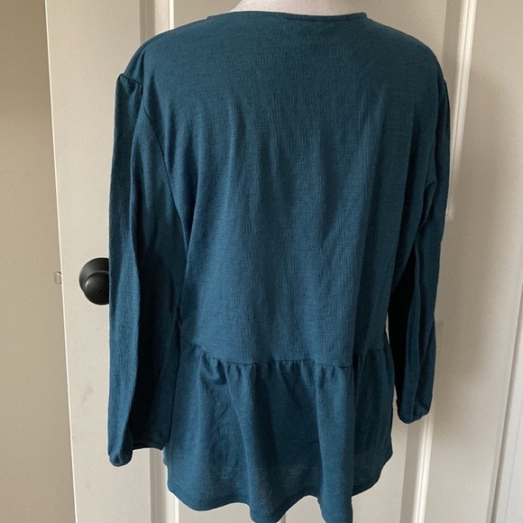 Ann Taylor Factory large teal top - Picture 7 of 10